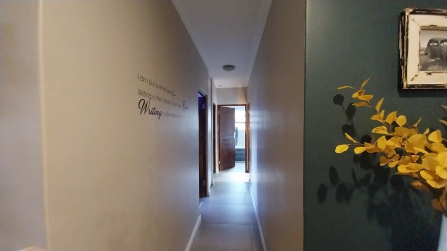 To Let 3 Bedroom Property for Rent in D